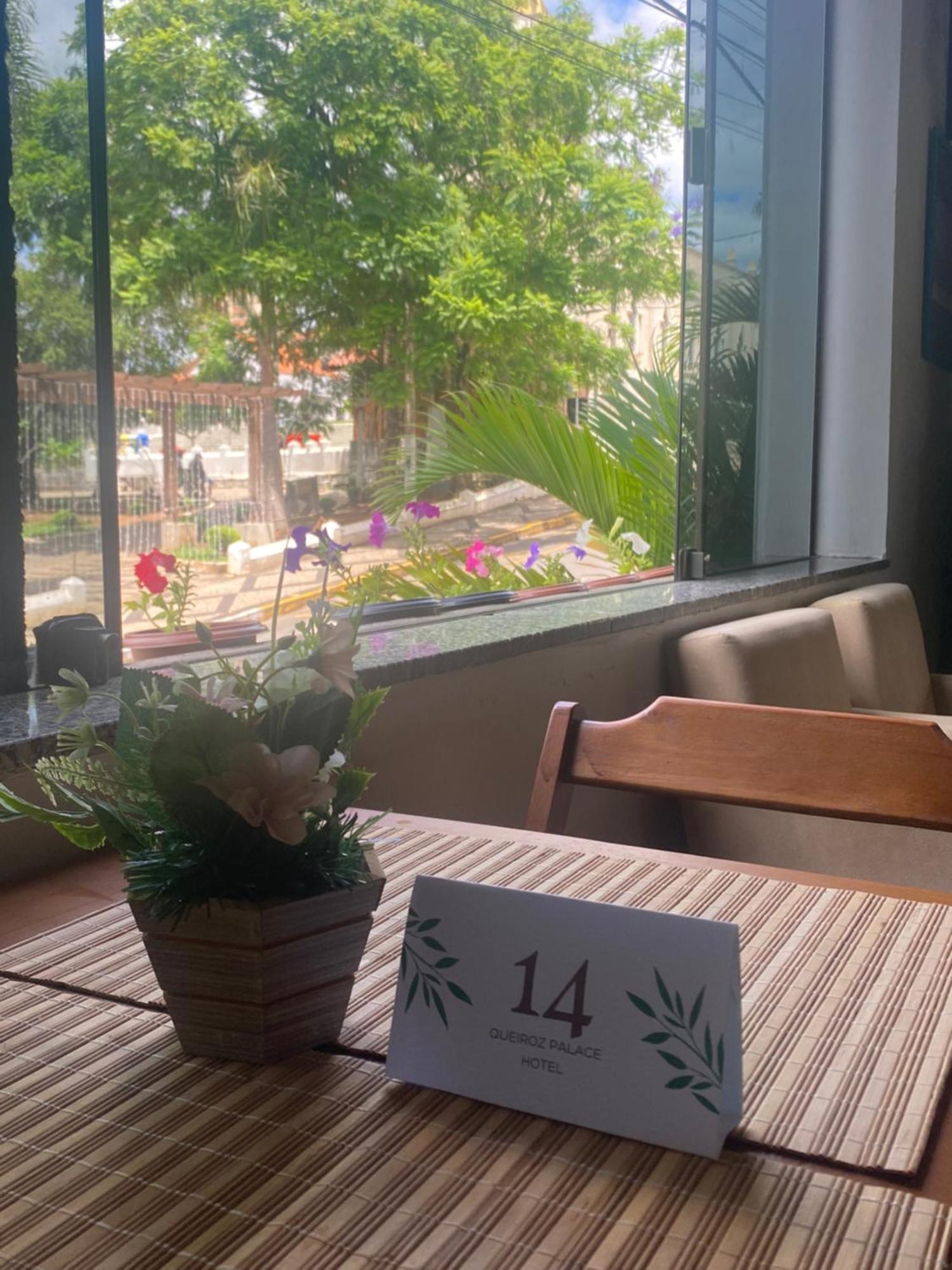 Queiroz Palace Hotel Siqueira Campos 외부 사진
